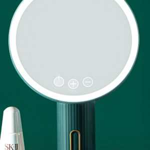 Portable LED Makeup Mirror โ Mini Lighted Beauty Mirror