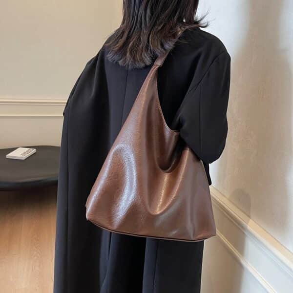 Women's Everyday Bucket Shoulder Bag – Casual & Versatile - Image 2